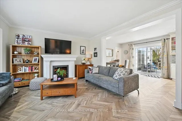 Additional property image - 693 King Rd