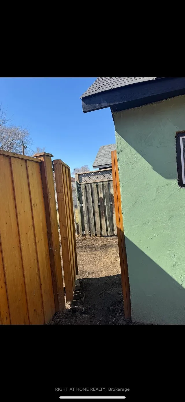 Additional image 13 of 8 Culnan Ave