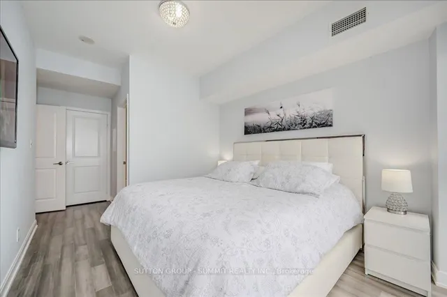 Additional property image - 50 Absolute Ave Unit 1402
