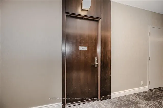 Additional property image - 50 Absolute Ave Unit 1402