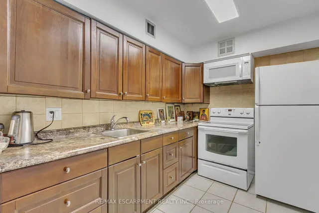 Additional property image - 24 Southport St Unit 756