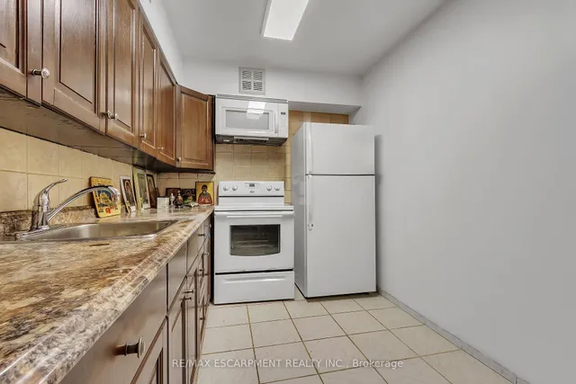 Additional property image - 24 Southport St Unit 756