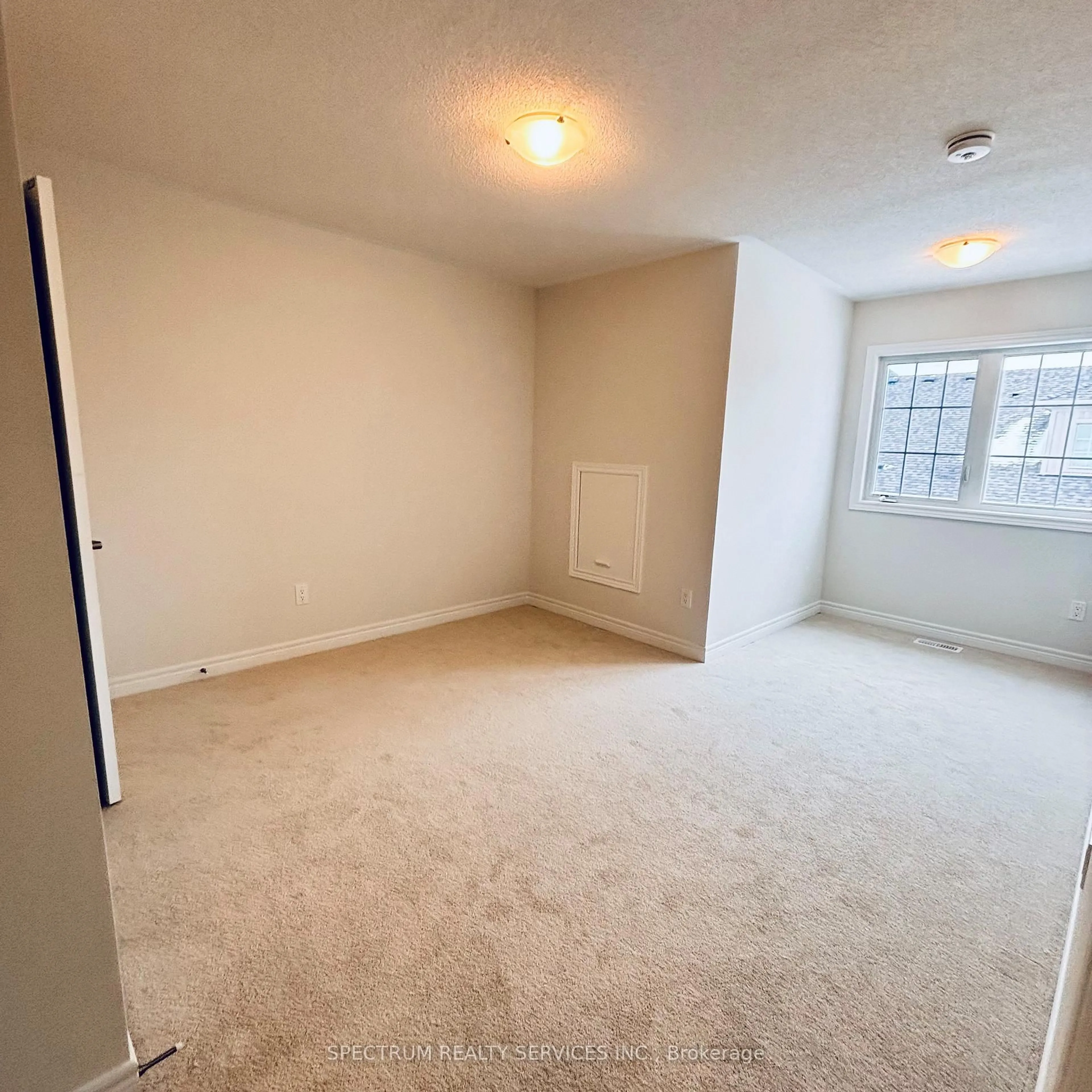A pic of a room for 107 Muzzo Dr, Brampton Ontario L6R 3Y4
