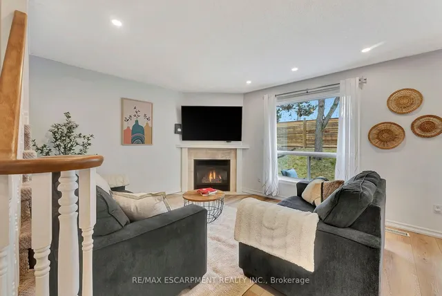 Additional property image - 2252 Walker's Line Unit 4