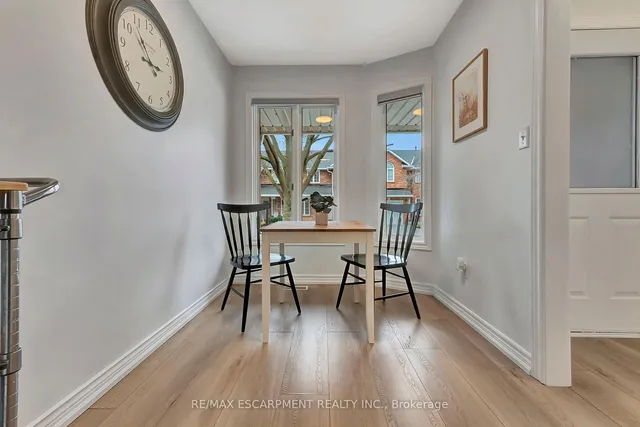 Additional property image - 2252 Walker's Line Unit 4