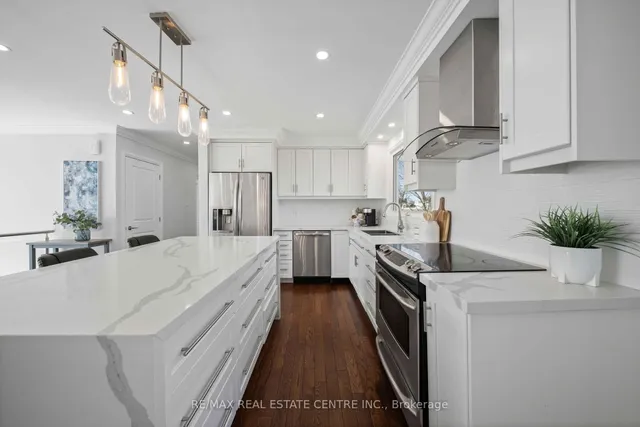 Additional image 38 of 454 Sparling Cres