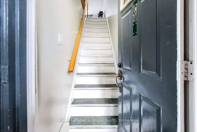 Additional property image - 191 Earlscourt Ave