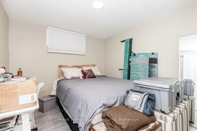 Additional property image - 191 Earlscourt Ave