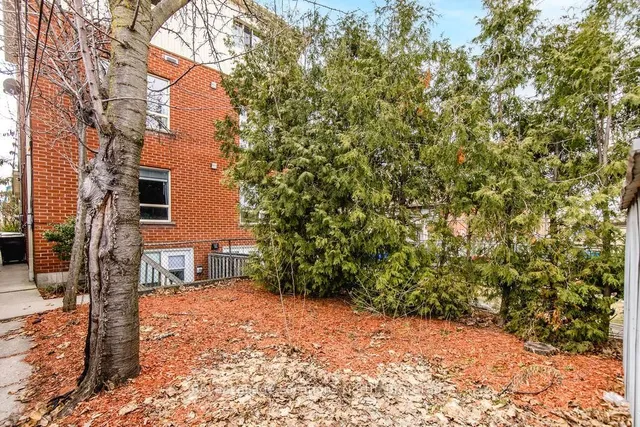 Additional property image - 191 Earlscourt Ave