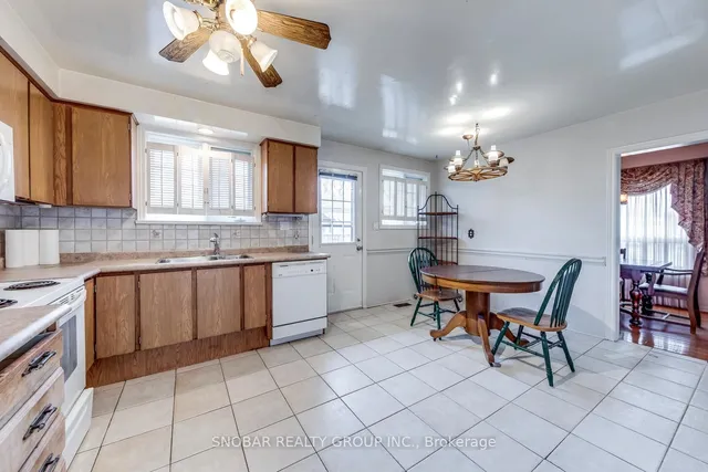 Additional property image - 8 Buckley Cres