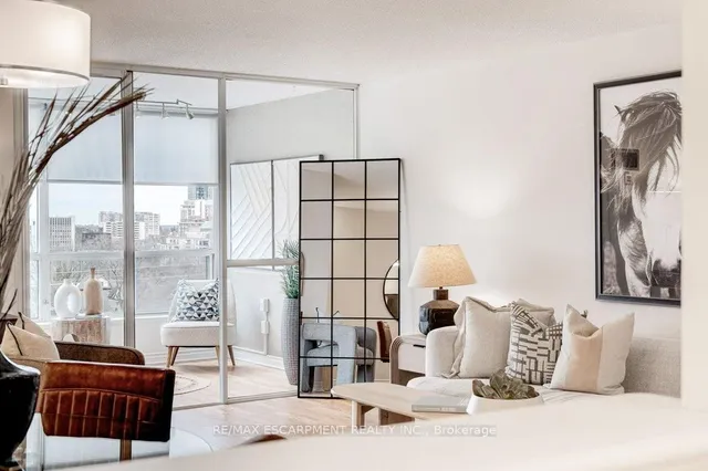 Additional property image - 1276 Maple Crossing Blvd Unit 1104