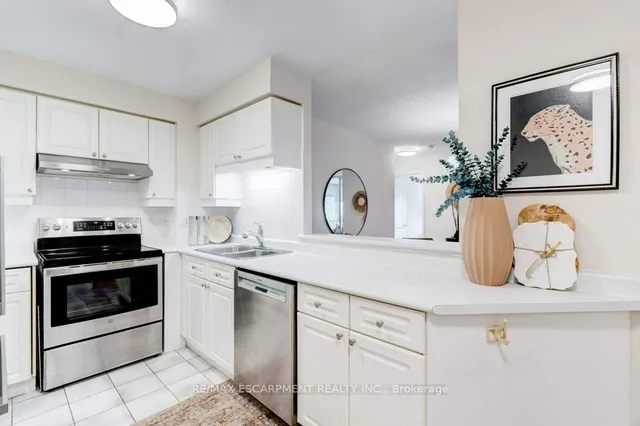 Additional property image - 1276 Maple Crossing Blvd Unit 1104