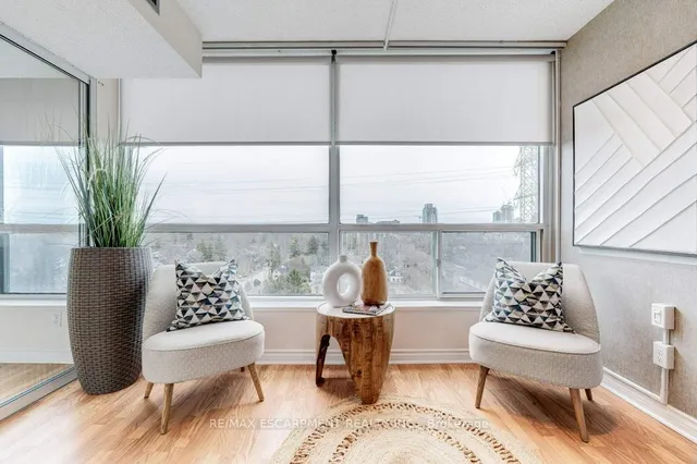 Additional property image - 1276 Maple Crossing Blvd Unit 1104