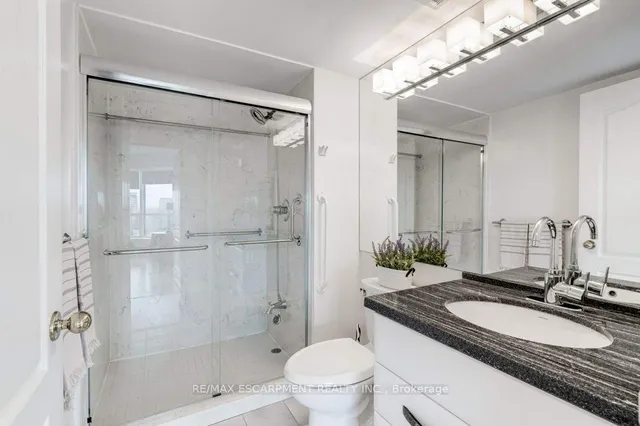 Additional property image - 1276 Maple Crossing Blvd Unit 1104