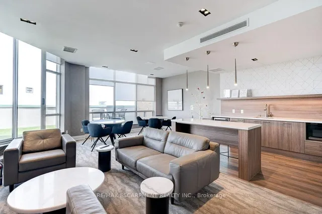 Additional property image - 1276 Maple Crossing Blvd Unit 1104