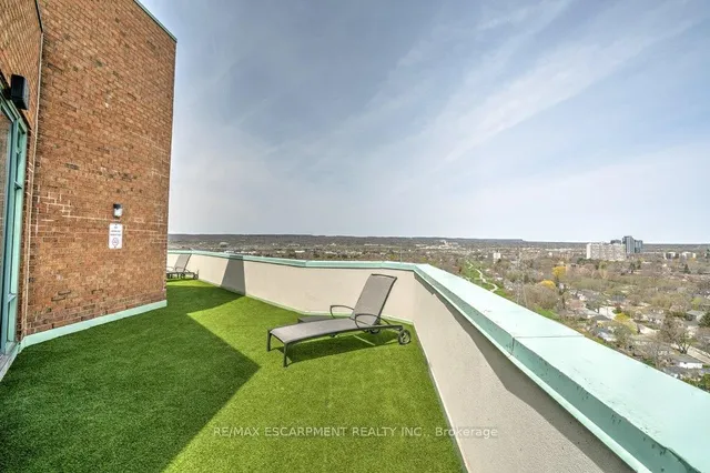 Additional property image - 1276 Maple Crossing Blvd Unit 1104