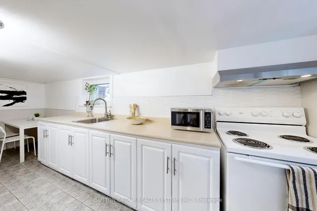 Additional property image - 694 Old Weston Rd