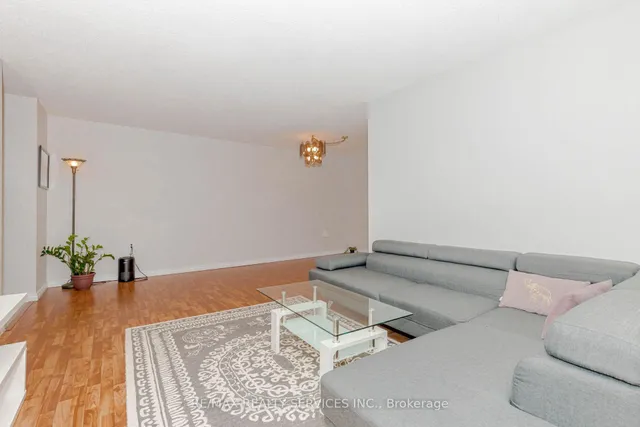 Additional property image - 18 Knightsbridge Rd Unit 304