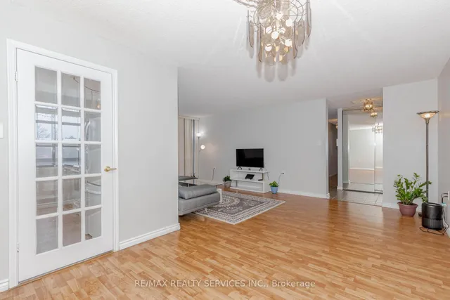 Additional property image - 18 Knightsbridge Rd Unit 304