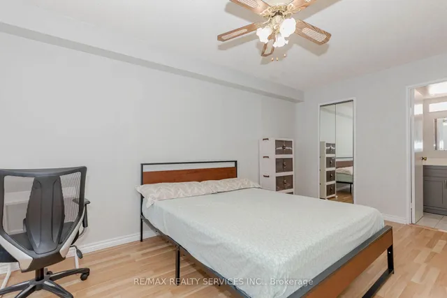 Additional property image - 18 Knightsbridge Rd Unit 304