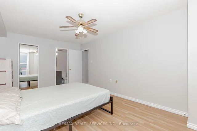 Additional property image - 18 Knightsbridge Rd Unit 304