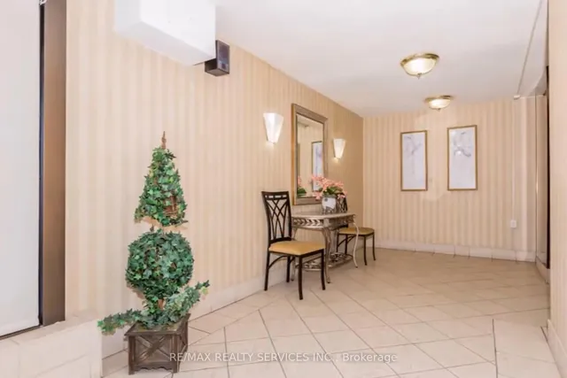 Additional property image - 18 Knightsbridge Rd Unit 304
