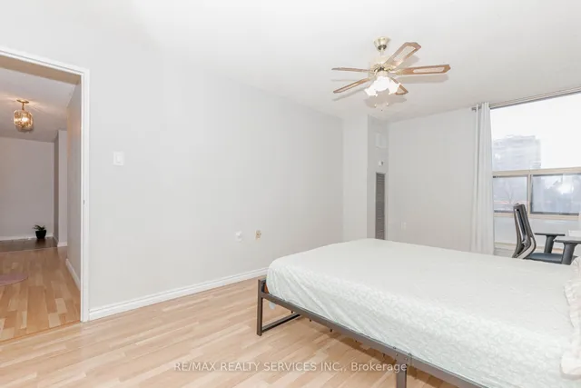 Additional property image - 18 Knightsbridge Rd Unit 304
