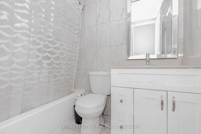 Additional property image - 18 Knightsbridge Rd Unit 304
