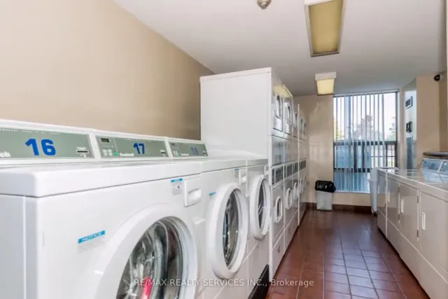 Additional property image - 18 Knightsbridge Rd Unit 304