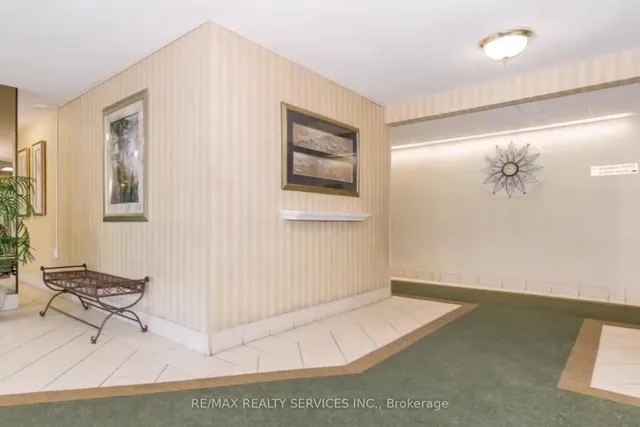 Additional property image - 18 Knightsbridge Rd Unit 304