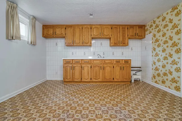 Additional property image - 115 Playfair Ave