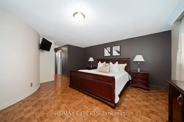 Additional property image - 600 Amesbury Ave