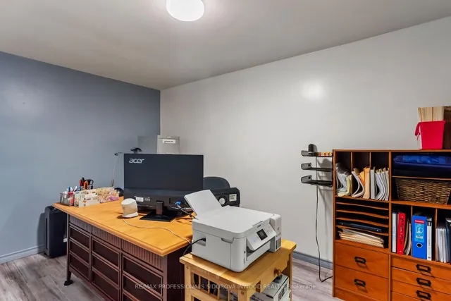 Additional property image - 330 Gilmour Ave