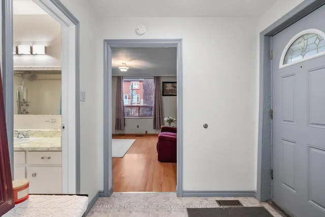 Additional property image - 330 Gilmour Ave