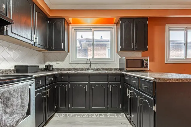 Additional property image - 210 Harold St