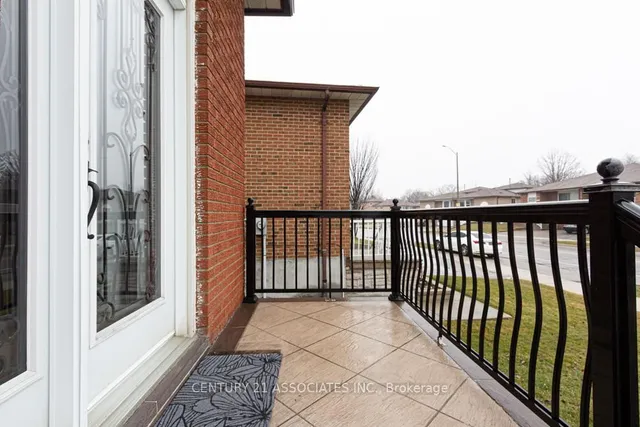 Additional property image - 210 Harold St