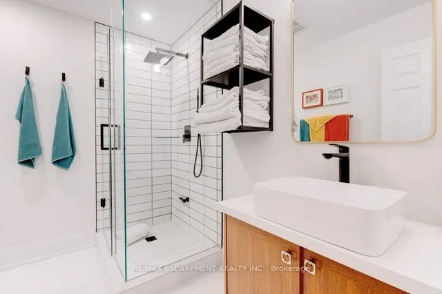 Additional property image - 1210 Thorpe Rd Unit 308