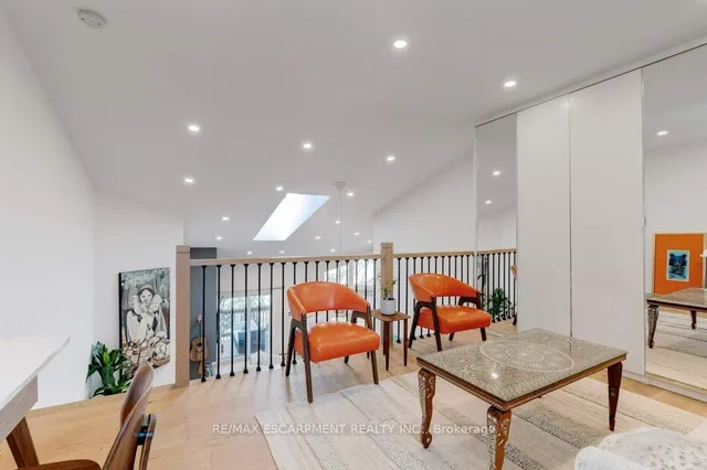 Additional property image - 1210 Thorpe Rd Unit 308