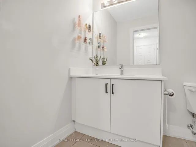 Additional property image - 715 Lawrence Ave Unit 23