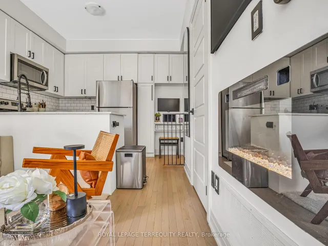 Additional property image - 715 Lawrence Ave Unit 23