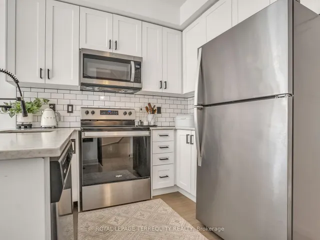Additional property image - 715 Lawrence Ave Unit 23