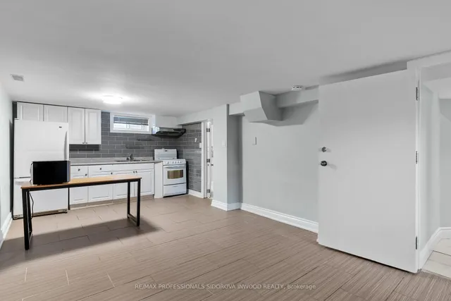 Additional property image - 112 Foch Ave