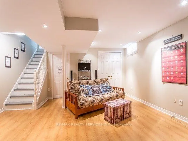 Additional property image - 7067 Frontier Rdge