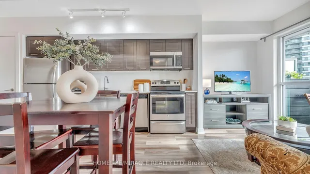 Additional property image - 2220 Lake Shore Blvd Unit 616