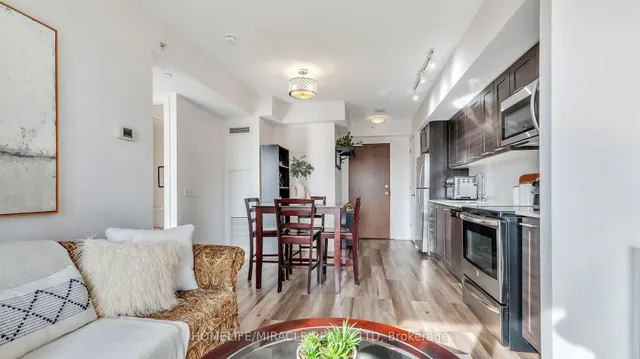 Additional property image - 2220 Lake Shore Blvd Unit 616