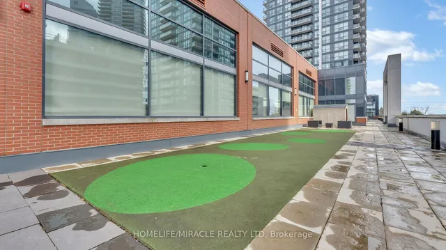 Additional property image - 2220 Lake Shore Blvd Unit 616