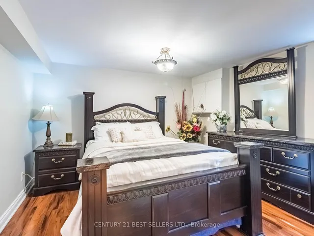 Additional property image - 4172 Rayfield Crt