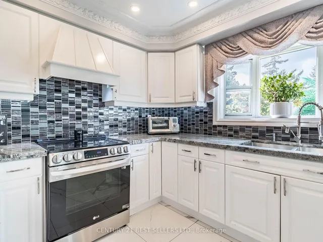 Additional property image - 4172 Rayfield Crt