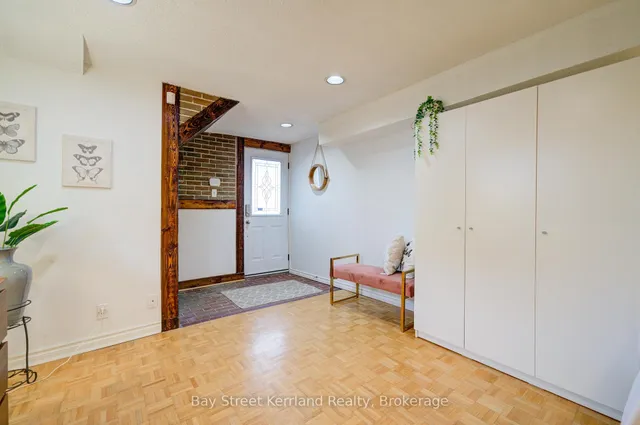 Additional property image - 3608 Birchmeadow Cres