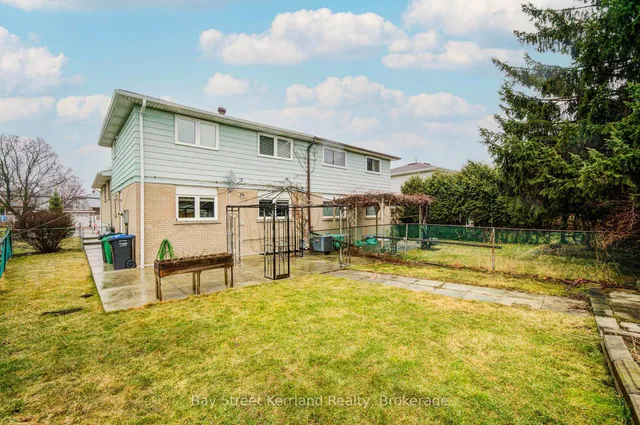 Additional property image - 3608 Birchmeadow Cres